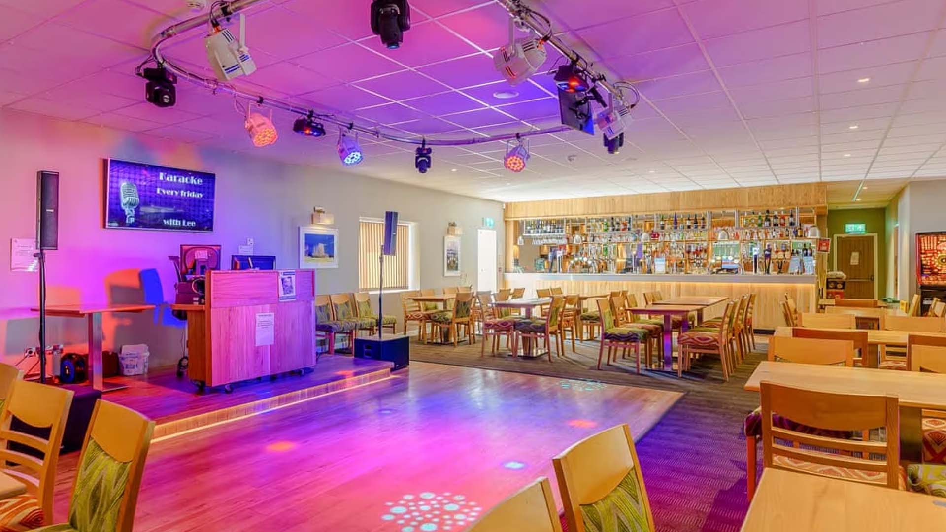 Riverside Holiday Village